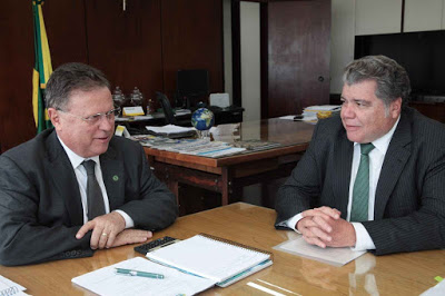 O Ministro da Agricultura, Blairo Maggi à Revista Globo Rural: acordo de Paris custará ao Brasil U$ 40 bilhões, ou R$ 136 bilhões.