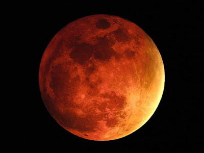 Resultado de imagem para Atenção, vem aí uma ‘superlua’. Não acontece há quase 70 anos