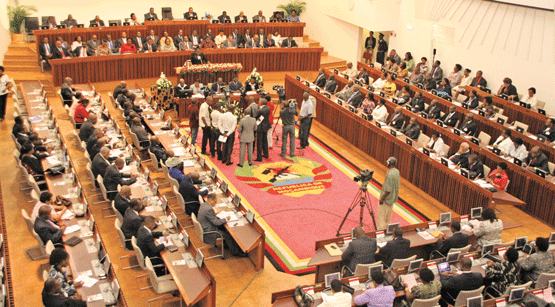 Resultado de imagem para assembleia da república de moçambique 2016