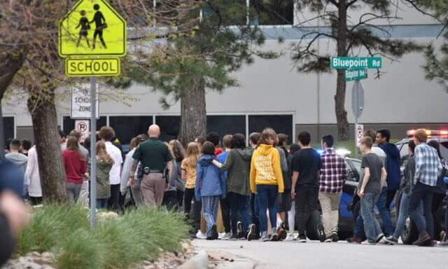 Mundo | Ataque em escola no Colorado deixa um morto e sete feridos