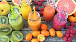 Estudo relaciona bebidas açucaradas e sumos de fruta com risco de cancro