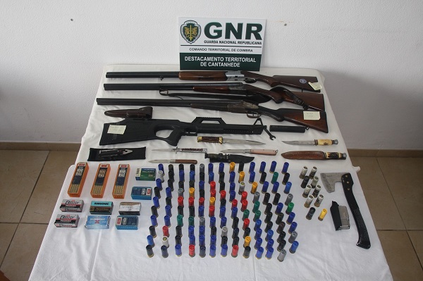 MIRA: Apreendidas 749 munições e 13 armas por violência doméstica e Carromeu