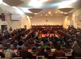 Moçambique | “Férias” da Assembleia da República alargadas até ao dia 10