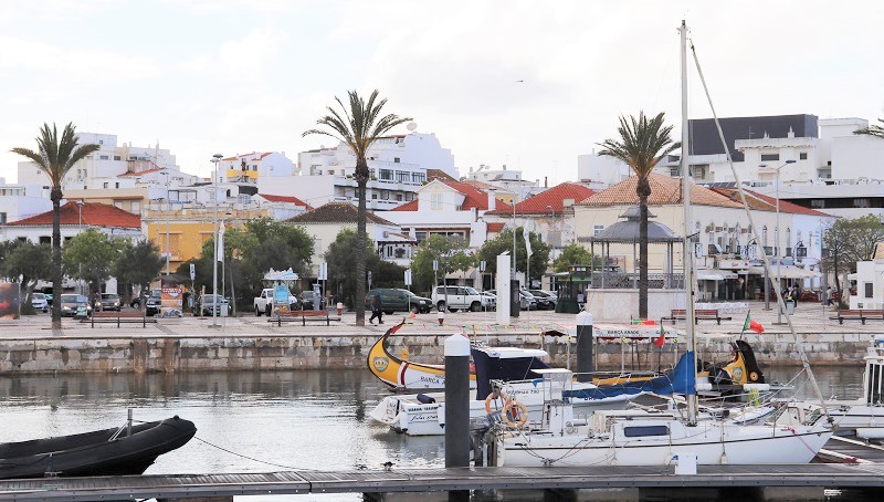 ALGARVE | Alterações a regulamento de horários de funcionamento do comércio e serviços de Portimão