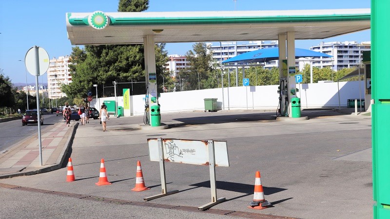 ALGARVE | Crise dos combustíveis “penaliza de forma vil e injustificada o turismo da região”