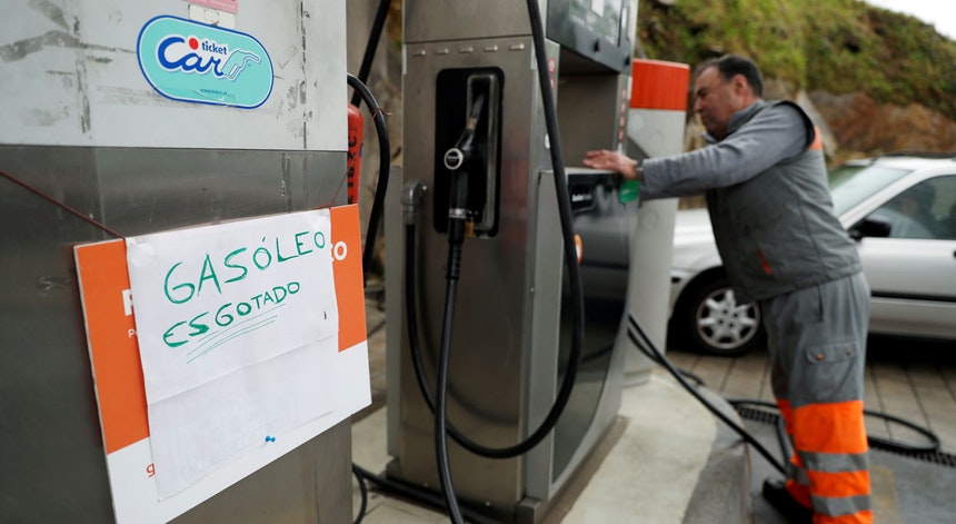 Nacional | Motoristas: Governo decreta serviços mínimos entre 50% e 100%