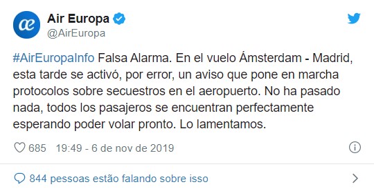 Mundo | Falso alarme em Amsterdão. Piloto carregou no botão de sequestro do avião sem querer