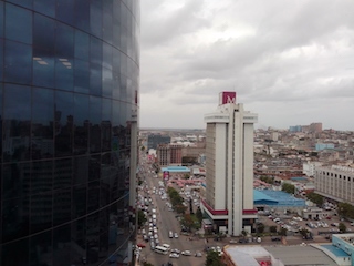 Banco central acirra luta contra dolarização da economia em Moçambique