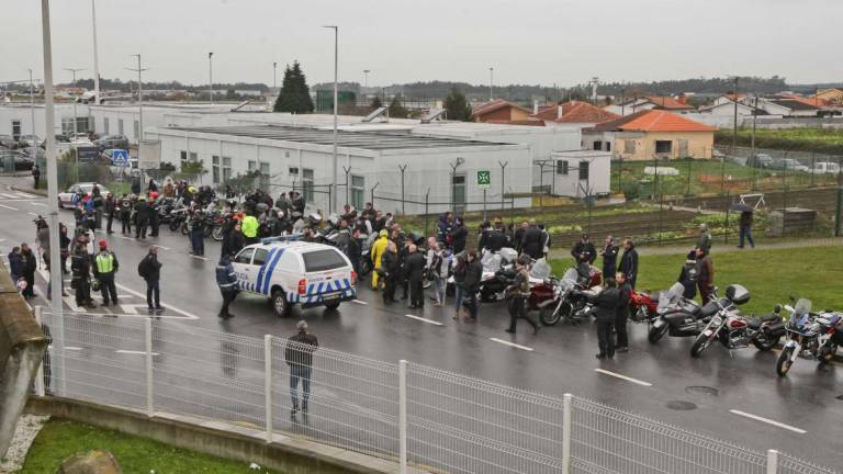 Corpo de Paulo Gonçalves chegou a Portugal. Cortejo fúnebre acompanhado por uma centena de ‘motards’
