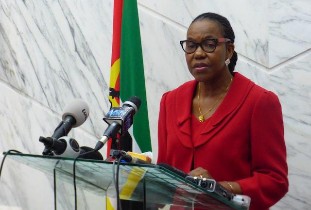 Presidente de Moçambique acomoda mais duas mulheres no seu Governo