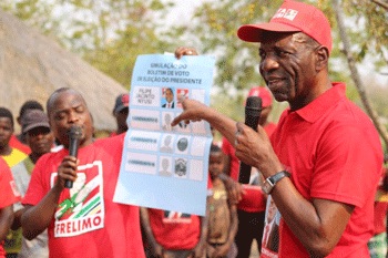 Moçambique | Nyusi exonera membros do Governo que vão tomar posse como deputados do Parlamento, mas devem renunciar