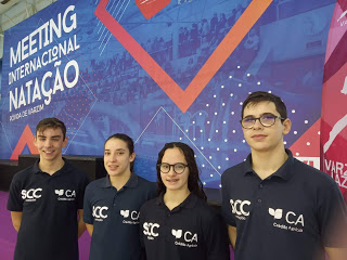 NADADORES DA SECÇÃO DE NATAÇÃO DA SOCIEDADE COLUMBÓFILA NO MEETING INTERNACIONAL DA PÓVOA DE VARZIM