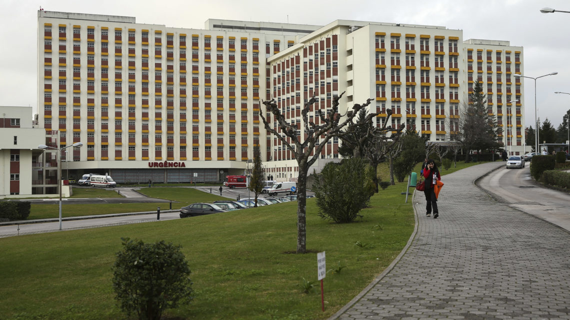 Hospitais de Coimbra disponibilizam Linha Verde de apoio ao cidadão