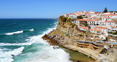 Costa de Portugal continental com agitação marítima e sete distritos com vento forte