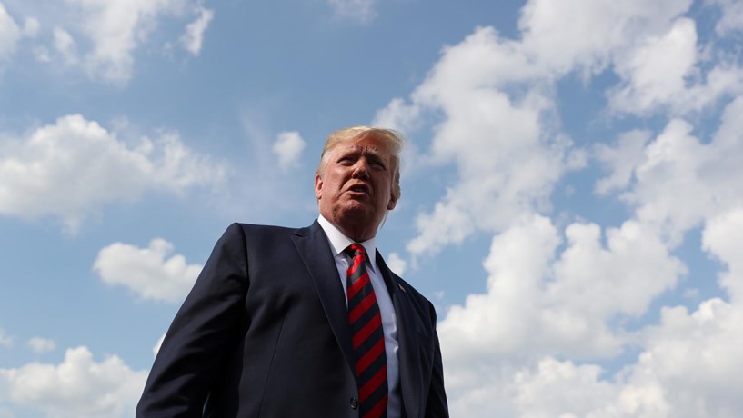 Trump suspende todas as viagens da Europa para os EUA durante 30 dias