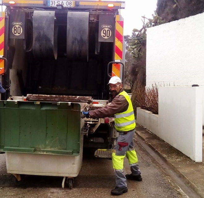 Silves | MUNICÍPIO DE SILVES LANÇA RECOMENDAÇÕES SOBRE PROCEDIMENTOS DE ACONDICIONAMENTO E DEPOSIÇÃO DE RESÍDUOS SÓLIDOS URBANOS DURANTE O SURTO DE COVID-19