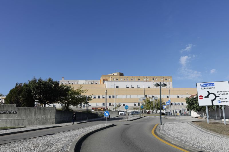 Covid-19: Urgência Pediátrica da Feira fechada no período noturno devido à quarentena de 30 profissionais