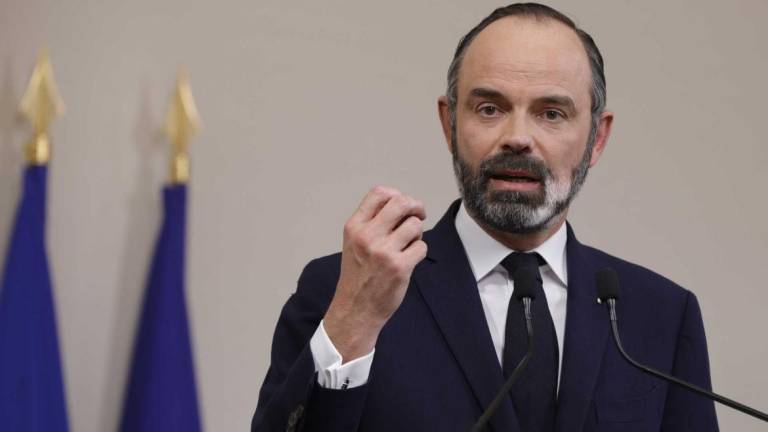 Primeiro-ministro francês avisa que os próximos 15 dias “vão ser mais difíceis”