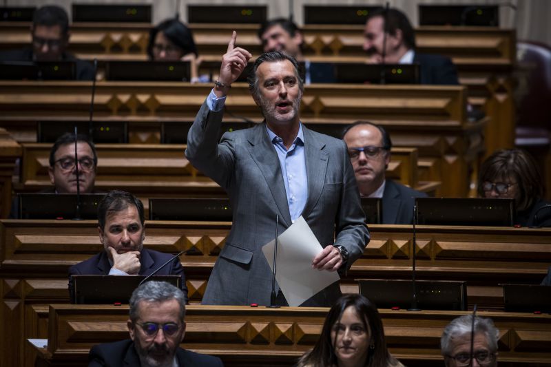 Chega e Iniciativa Liberal pedem clarificação sobre estado de emergência