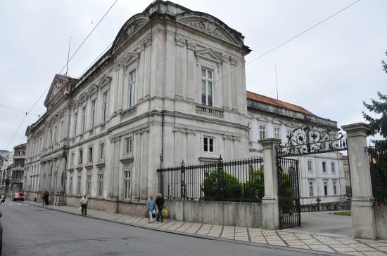 Justiça: Prazos processuais suspensos em processos não urgentes