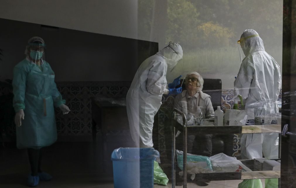 Dor de zaragatoa nariz acima aguenta-se melhor nos lares com boa disposição