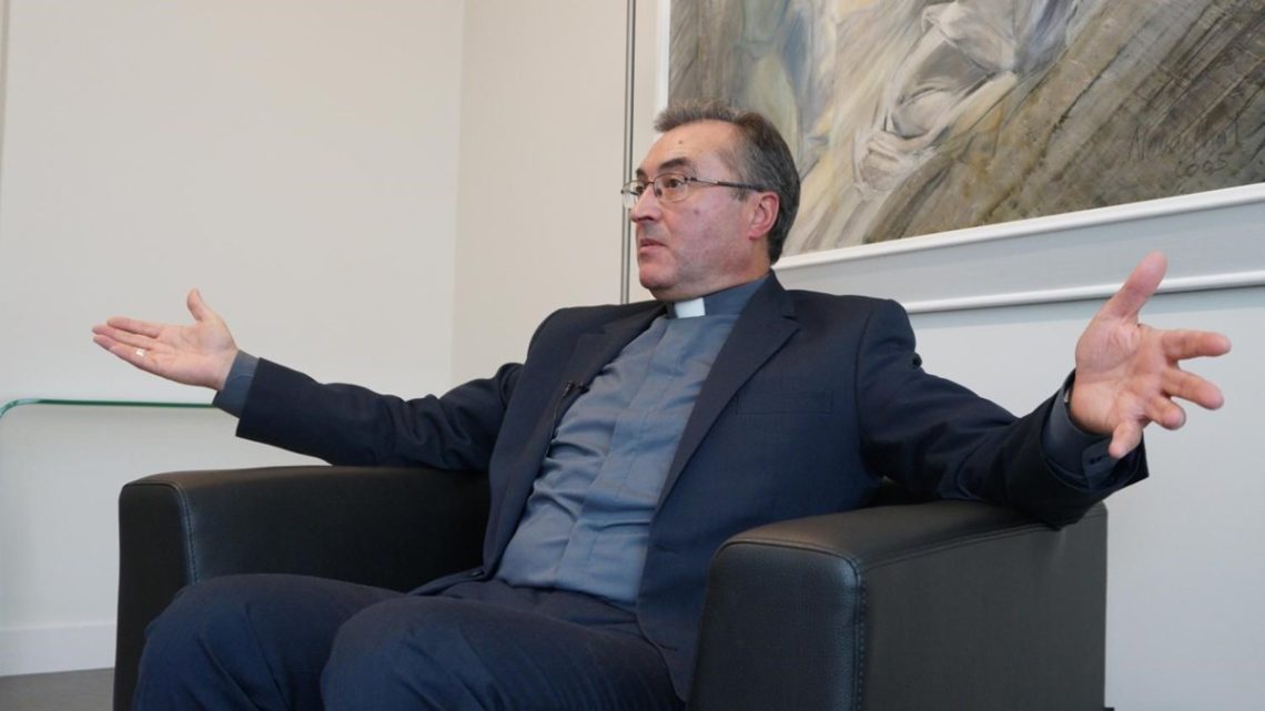 Covid-19: Bispo do Porto autorizado a entrar em Ovar para abençoar hospital de campanha