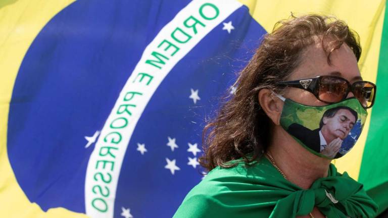 Brasil com 2.462 mortes e 38.654 casos confirmados