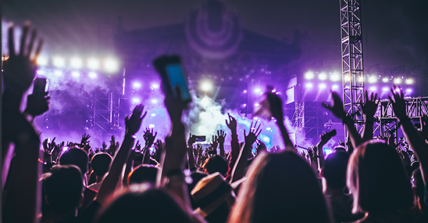 Festivais “vão acontecer quando for permitido”