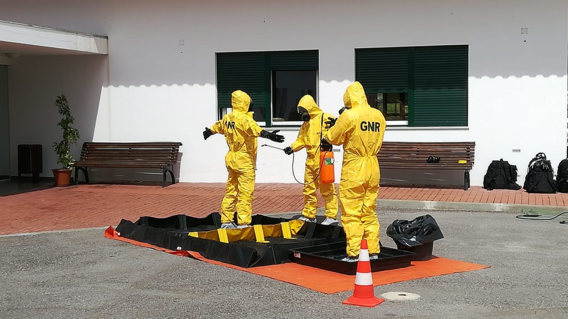 Serpa | Especialistas desinfetam lar de Vila Verde de Ficalho