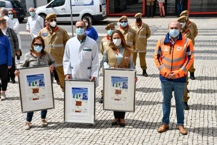 DELEGAÇÃO DA CRUZ VERMELHA E FARMÁCIAS HOMENAGEADAS EM TORRES VEDRAS