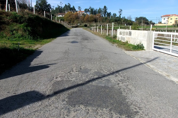 Castelo de Paiva | Continua a aposta na rede viária municipal