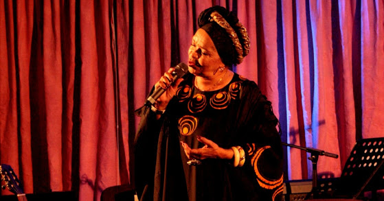 Morreu a cantora cabo-verdiana Celina Pereira