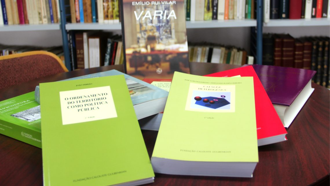 Proença-a-Nova | Fundação Calouste Gulbenkian oferece livros à Biblioteca Municipal