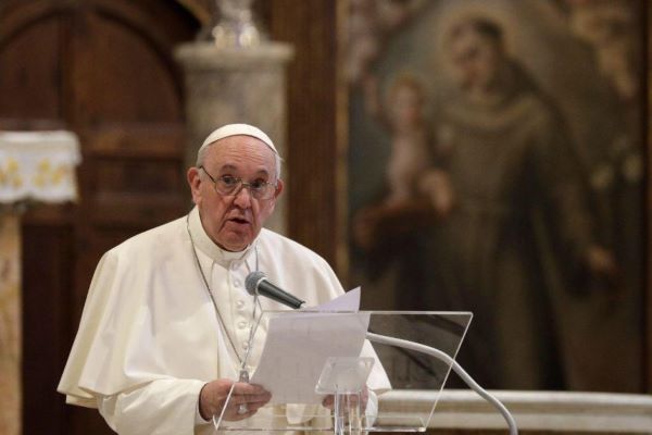 Papa critica “nacionalismos fechados e agressivos” contra estrangeiros e migrantes