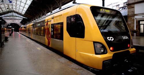 Trabalhadores das bilheteiras e revisores da CP iniciam hoje greve de 3 dias