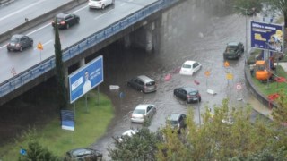 Chuva provoca queda de árvores e inundações em Braga