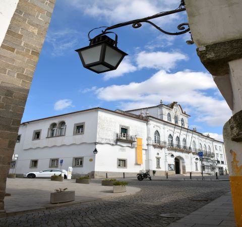 Évora | Principais assuntos em destaque na Reunião Pública de Câmara de 27 de Outubro