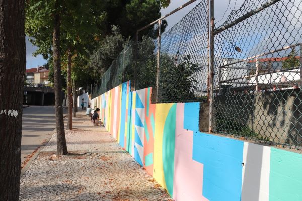 Proença-a-Nova | Festival de Arte Urbana dá vida a muro da Escola Básica e Secundária Pedro da Fonseca