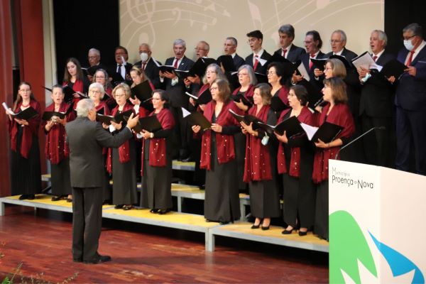 Maestro Carlos Gama homenageado pelo Município e pelo Grupo Coral de Proença-a-Nova
