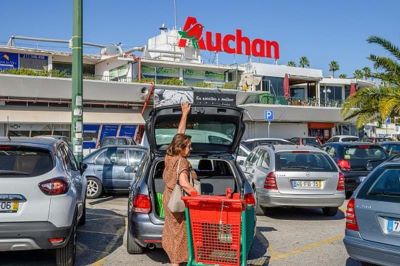 Concorrência multa Auchan, Pingo Doce, Continente e Bimbo Donuts em 24,6 milhões de euros por fixação de preços