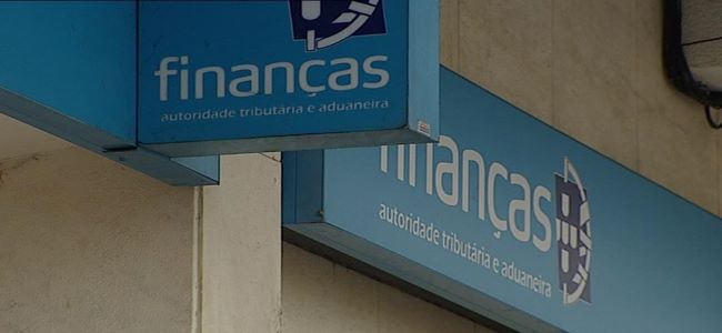 Novas tabelas do IRS isentam de imposto salários e pensões até 710 euros