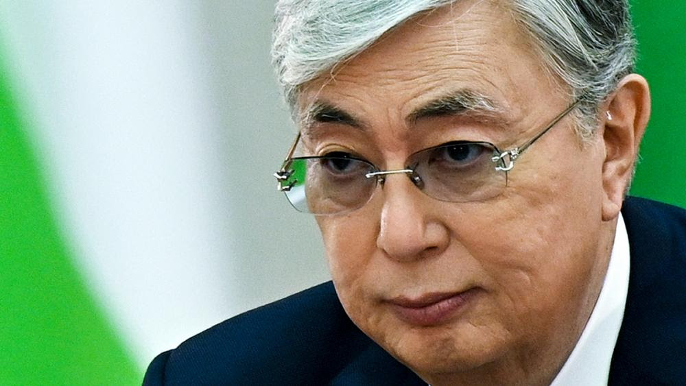 Mundo | Crise económica volta a custar um primeiro-ministro: Cazaquistão sob Estado de Emergência