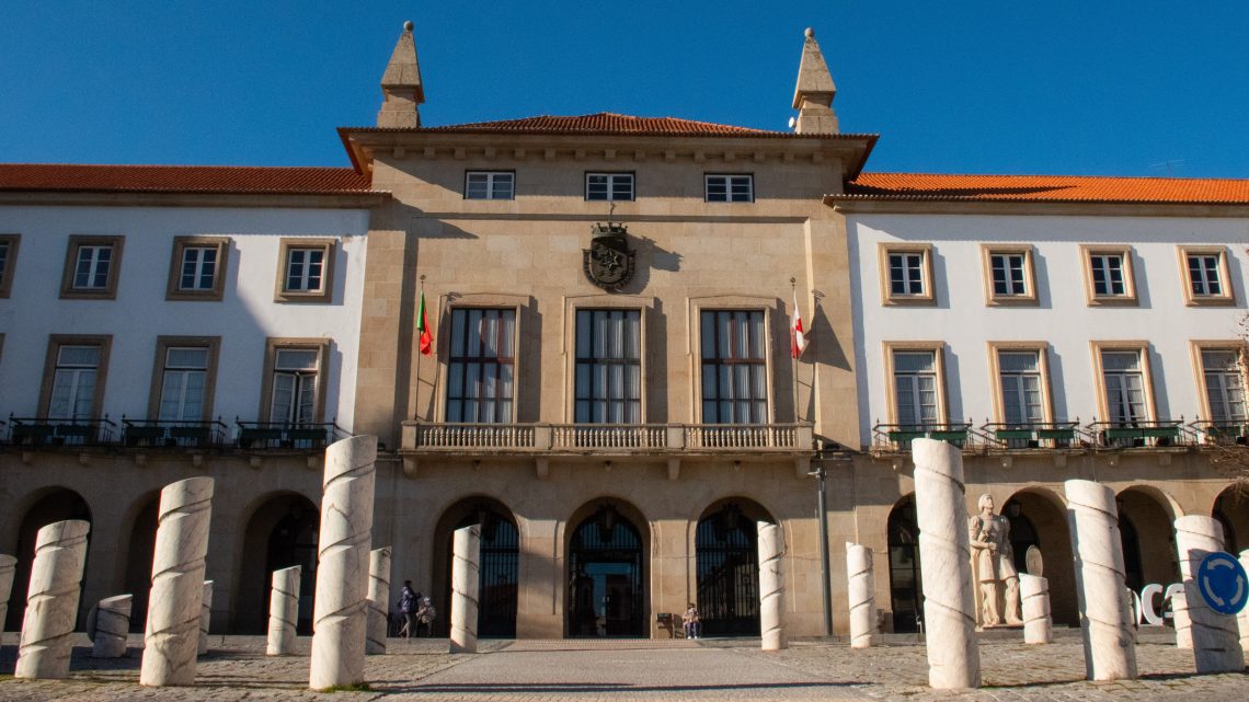 MUNICÍPIO DA COVILHÃ ASSUME CONTESTAÇÃO À PROSPEÇÃO DE LÍTIO NAS FREGUESIAS DE PERABOA E FERRO.