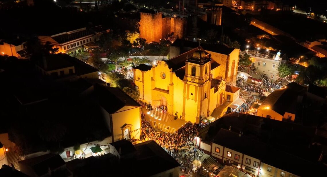 SILVES ESPERA POR SI NO MÊS DE AGOSTO