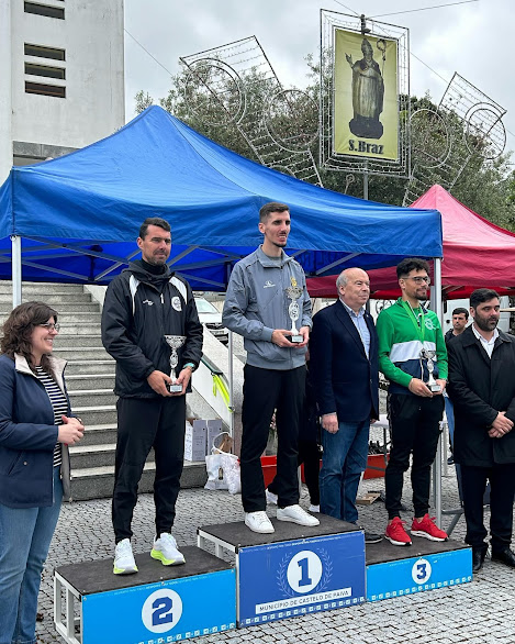 Jornada inaugural dos Jogos Desportivos. José Vieira venceu no sábado o grande prémio de atletismo de S. Brás