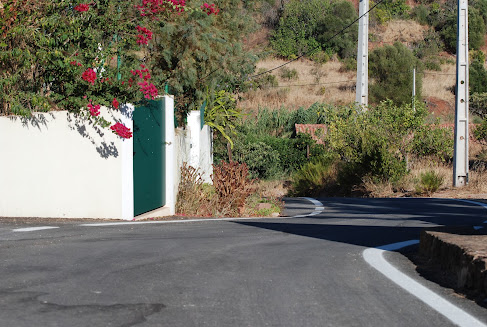 Município de Silves concluiu a pavimentação de caminho no Enxerim, freguesia de Silves