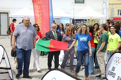 Cantanhede | Eduarda Coelho participou no Dia Olímpico que reuniu um milhar de alunos. Antiga finalista olímpica recebida nos Paços do Concelho