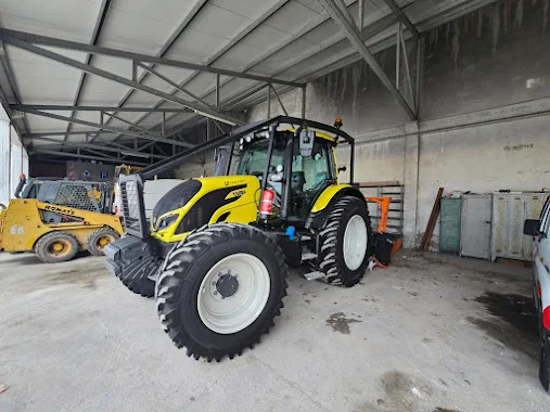 MARINHA GRANDE RECEBE TRATOR FLORESTAL PARA REFORÇO DA PREVENÇÃO DE INCÊNDIOS RURAIS