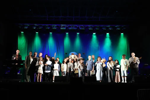CRIANÇAS AO PALCO REUNIU TALENTO JOVEM NA MARINHA GRANDE