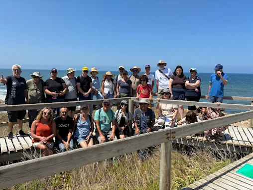 PASSEIO GUIADO REVELOU 200 MILHÕES DE ANOS DE HISTÓRIA GEOLÓGICA EM SÃO PEDRO DE MOEL